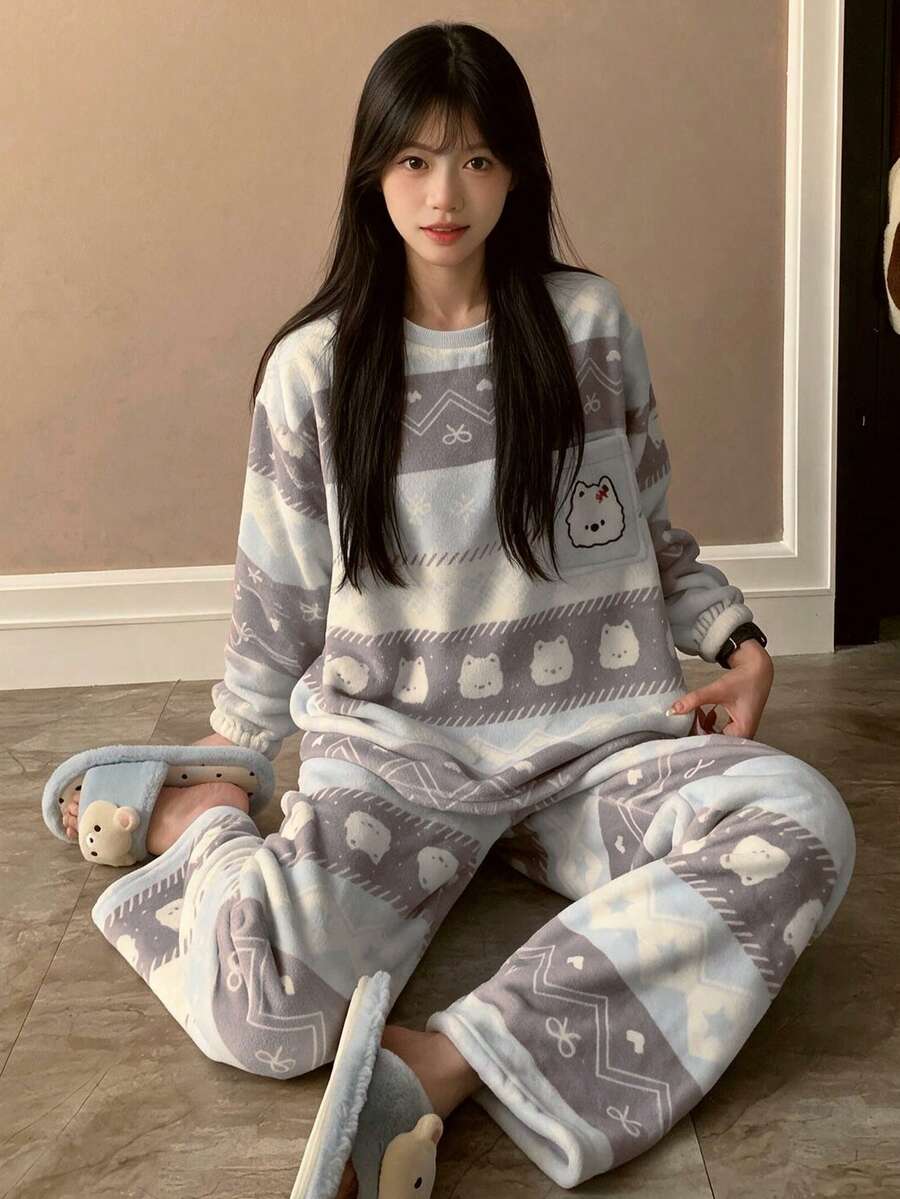 2pcs/Set Women's Autumn/Winter Cartoon Bear Print Flannel Loungewear, Loose Long Sleeve Pajama Set, Can Be Worn Outdoors - Purple - View 1