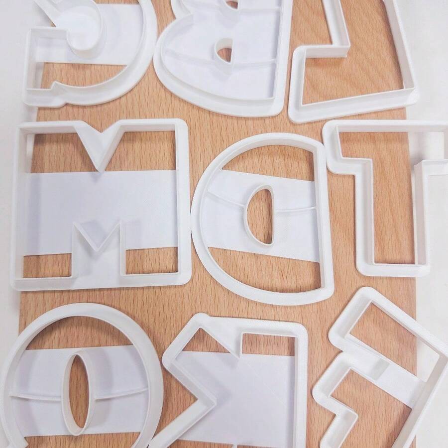 70mm Large Alphabet Polymer Clay Cutter, Letter Shape Clay Cutting Mold, DIY Handcraft Tool For Making Fridge Magnet, Door Sign, Handmade Decorations - White - View 1