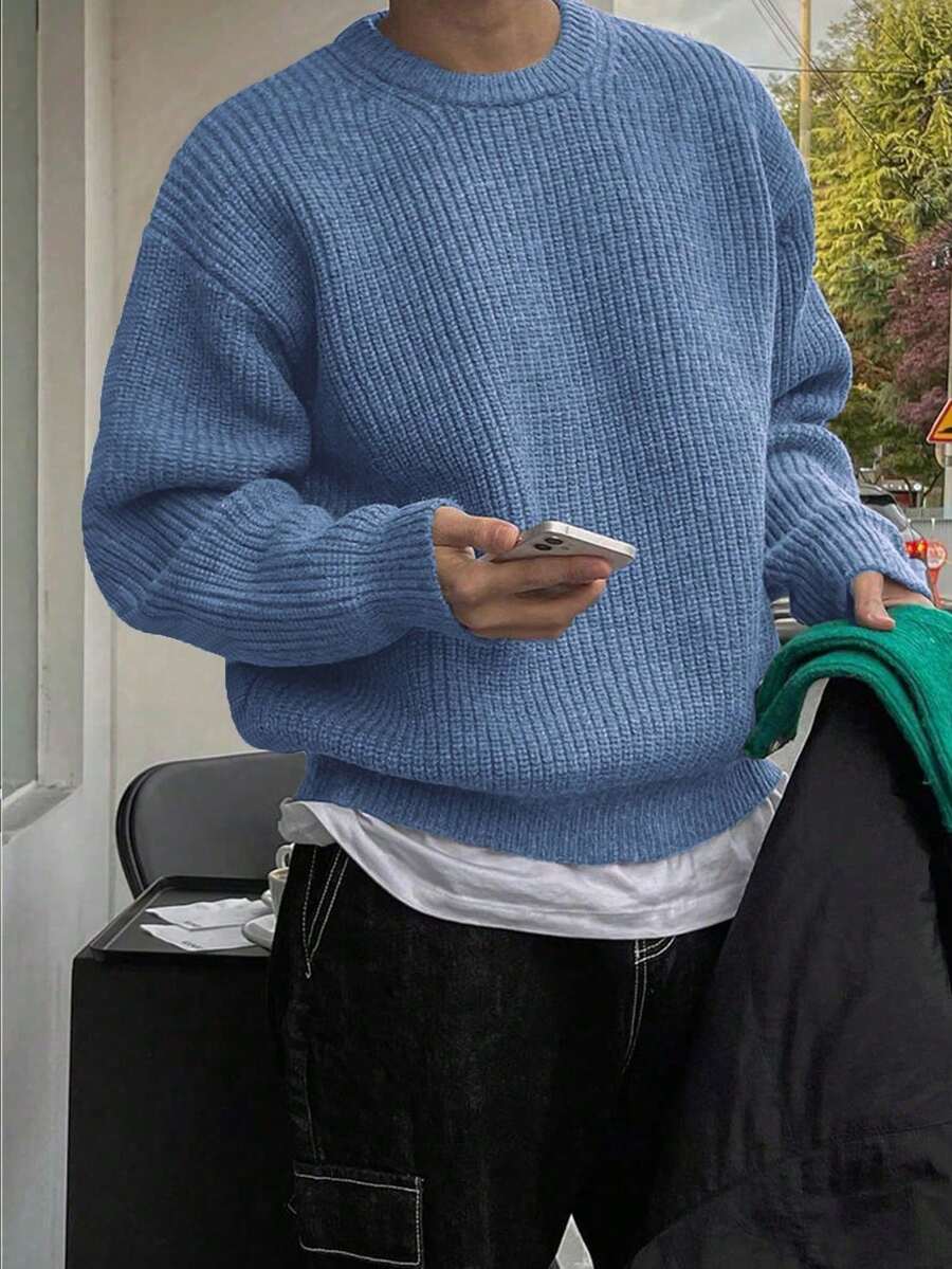 男士秋冬基本款純色休閒修身輕量透氣聚酯纖維小凹凸紋理小眾設計長袖落肩圓領套頭毛衣 - 藍色 - 查看 1