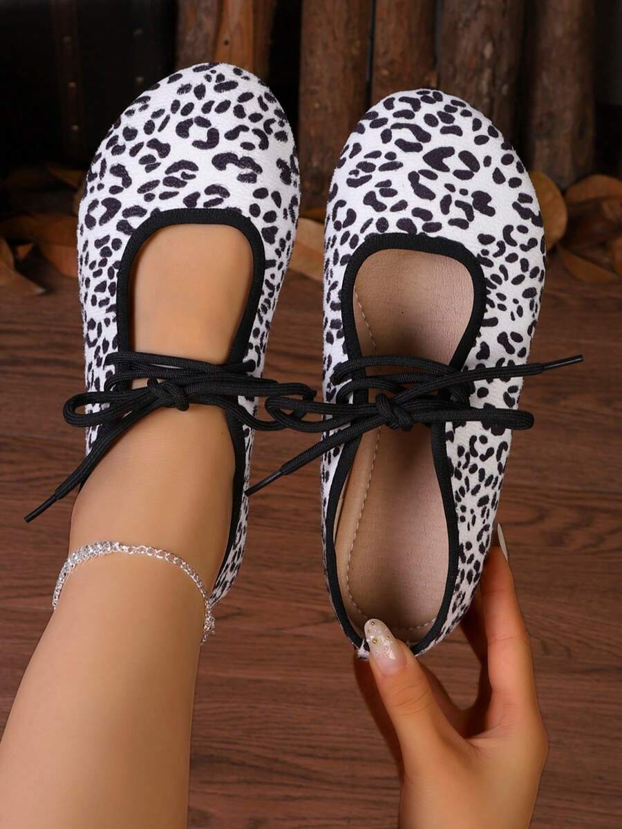 Women Leopard Print Ballet Flats, Front Lace Up Bow Decor Round Toe Slip On Casual Daily Dress Footwear - Black and White - View 1