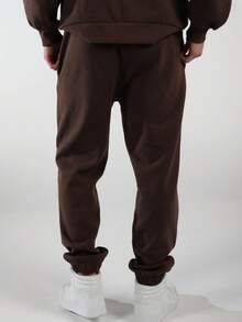 Men Solid Kangaroo Pocket Hoodie And Jogger Pants 2 Pieces Set, Brown Loose Casual Tracksuit - Brown - View 7
