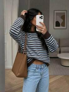 Sweater Kasual Wanita Model Baru dengan Garis-Garis Lebar & Sempit, Blok Warna, Leher Bulat, Bahu Jatuh, Lengan Panjang - Cokelat dan biru - View 2