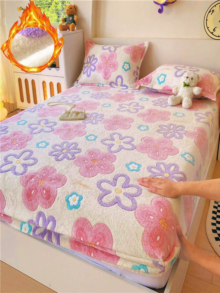 1pc Thick Soft Breathable Snowflake Flannel Print Fitted Mattress Cover (Single Fitted Sheet), Instant Warmth Moisture-Wicking Breathable, Non-Slip Mattress Protector, Easy To Remove And Machine Washable, Suitable For All Seasons, Bedroom Decor