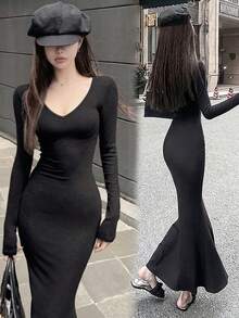 Women's Sexy V-Neck Slimming Flattering Sweet Cool Fitted Bodycon Mermaid Dress - Black - View 1