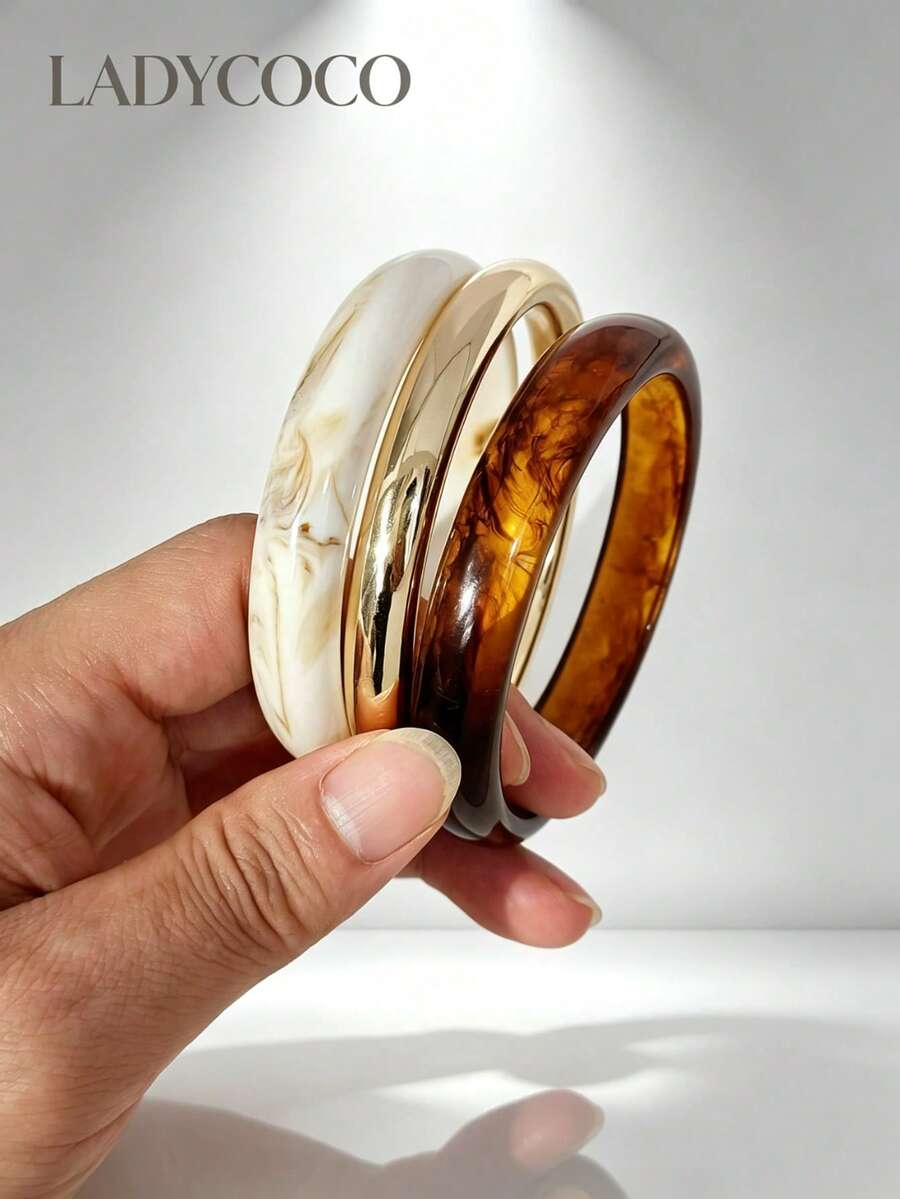 LADYCOCO 3pcs Vintage Thick Multi-Layer Brown & Beige Acrylic Resin Bracelets For Women, Couples, Party, Daily Wear. Due To Lighting And Angle Of Photography, There May Be Slight Color Difference Between The Actual Product And The Image.