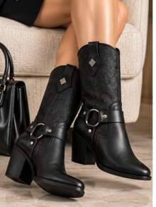 Women Ankle Boots & Booties - Black - View 4