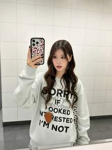 Sweatshirt Wanita Minimalis Gaya High Street dengan Cetakan Huruf Besar dan Frasa Pendek, Kerah Bulat, Cocok untuk Musim Gugur/Dingin, Serbaguna - putih abu-abu - View 9
