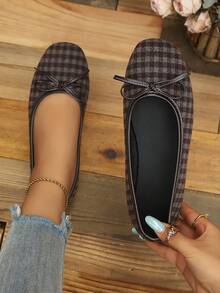 1 Pair Women's Multi-Color Square Toe Flat Slip-On Shoes With Cute Bow Decor, Comfortable Low Vamp Loafers For Office, Commute, Date And Daily Wear - Brown - View 1