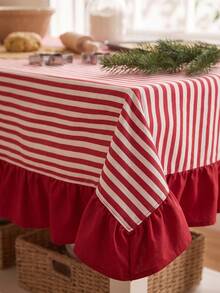 1 buah Taplak Meja Garis Tipis Klasik Merah dan Putih, Gaya Pedesaan Tradisional, Persegi Panjang, Tepi Bergelombang Merah dengan Detail Lipatan, Penutup Meja Pelindung Tahan Noda, Cocok untuk Natal, Pertemuan Keluarga, dan Dekorasi Ruang Makan Liburan Musim Dingin - Merah - View 3