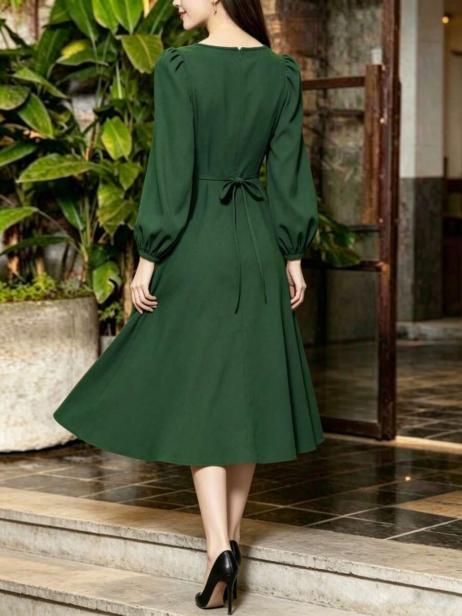 Women's Elegant Green Notched Neck Midi Dress With Long Sleeves A-Line Silhouette Vintage Modest Style For Everyday Wear - Green - View 1