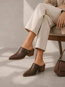 NOMADAS Women Clogs - Brown - View 7