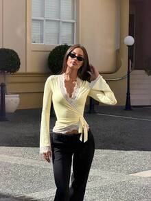 Autumn/Winter New Women's Fashion Elegant Versatile Solid Color Lace Patchwork V-Neck Long Sleeve Casual Top - Light Yellow - View 4