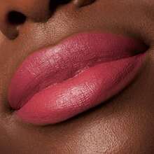 Essence The Slim Stick 105 Velvet Punch 1.7g - Wine & Dine - View 5
