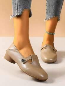 Spring/Autumn New Solid Color Round Toe Women's Flat Shoes, Fashionable Daily Commute Buckle Flat Shoes - Khaki - View 16