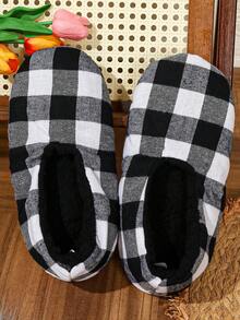 RALSWNAY Men's Plaid Thermal Lined Casual Comfortable House Slippers - Black - View 3