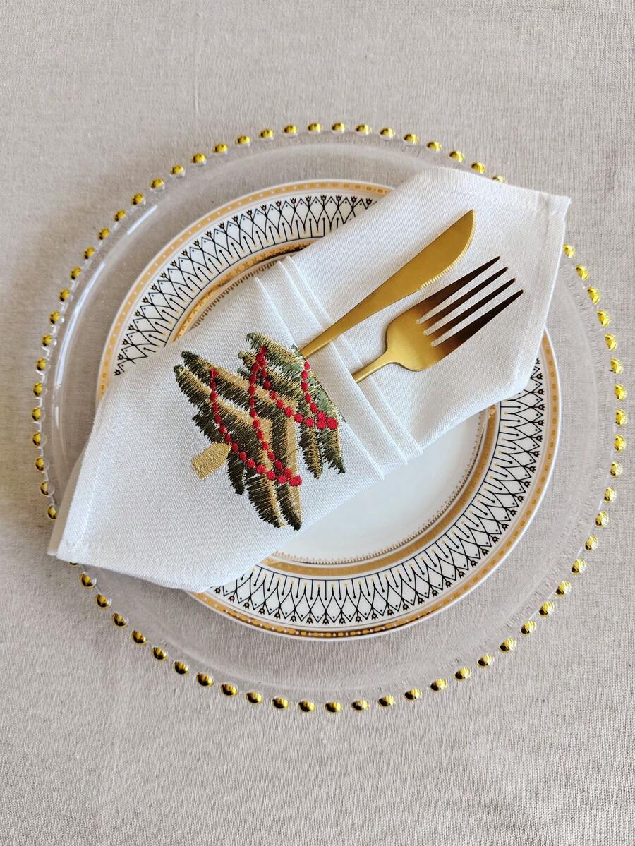 1pc/2pcs/4pcs Christmas Tree Embroidered Fabric Napkins, White Reusable Table Napkins, Holiday Table Decoration For Christmas Dinner, Thanksgiving & Winter Party - Multicolor - View 1