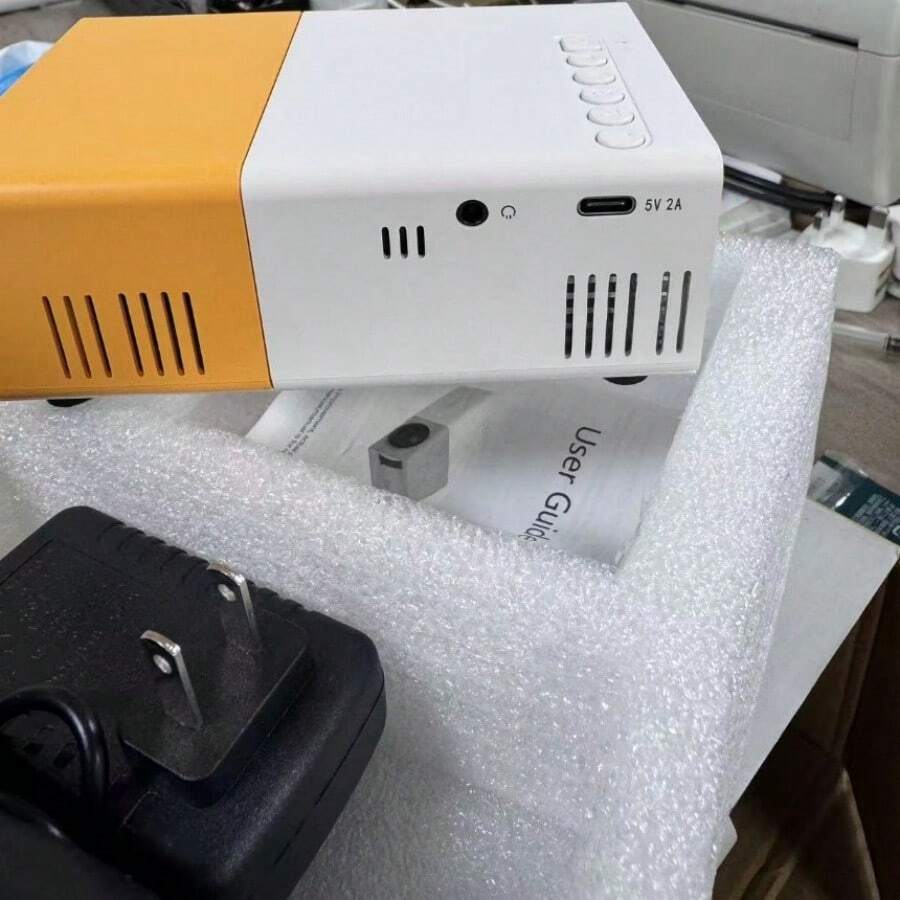 Portable Home Micro Projector, LED 1080P HD Supports Mobile Phone Screen Projector - White - View 1