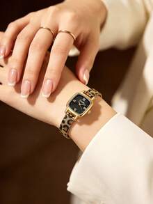 1pc Vintage Quartz Watch For Women, Featuring A Golden Alloy Case, A Small Black Dial, And A Fashionable Leopard-Print Metal Mesh Strap - Black - View 5