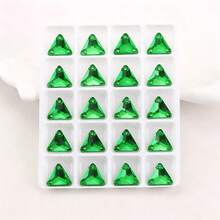 多種形狀 20入/包 三角形 12mm 平底雙孔精緻玻璃水鑽,適用於縫製婚紗、手提包與鞋子、珠寶製作、手工配件 - 三角形 12mm 20pcs - 查看 42