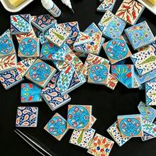 100/200 جرام بلاط زجاجي فسيفسائي زخرفي لعيد الميلاد، كتل زجاجية بنمط زهري مرشوشة باللون الأزرق الجليدي، 2.3*2.3 سم أنماط مختلطة عشوائية متنوعة، مادة فسيفساء زجاجية مناسبة للحرف اليدوية، هدايا عيد الميلاد اليدوية، ديكور الجدران والأسطح، مواد صنع مفارش الطاولة والأكواب - HC2.3 - مشاهدة 5
