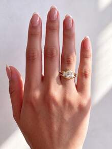 1pc Elegant Curved Three-Stone Cubic Zirconia Ring, Unique Exquisite Design, Suitable For Women, Perfect For Parties And Events, Finely Crafted Jewelry, Girlfriend Anniversary Gift - Curved Three-egg Ring - View 3