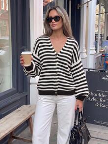 Cardigan Rajut Bergaris Wanita, Sweater Lengan Panjang Panjang Standar, Cocok untuk Musim Gugur/Musim Dingin, Atasan Gaya Vintage Leher Bulat dengan Kancing Depan - Hitam - View 1