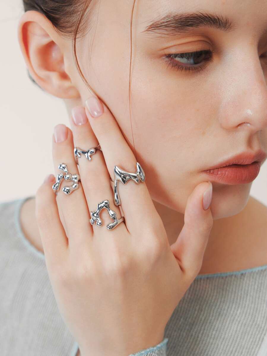 Sorayune 4pcs Creative Water Drop Design Stackable Geometric Rings Set For Women, Daily Wear, Parties, Gifts - Silver - View 1