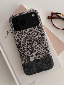 Black Contrast Lace Leopard Print Phone Case Compatible With Apple 18 Pro Max, 17 Pro, 16, 15, Premium Niche Style, Women's Full Coverage Anti-Drop Soft Protective Cover - Brown - View 2