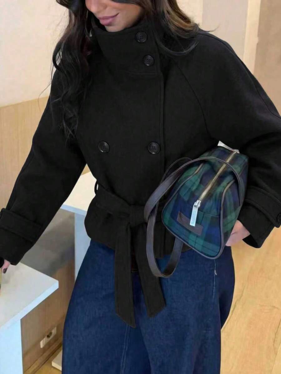 女款黑色仿羊毛面料高領雙排扣繫帶大衣,落肩長袖,秋冬時尚必備 - 黑色 - 查看 1