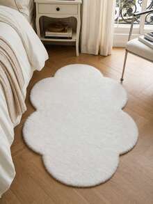 Soft Fluffy Rug White Cloud Shape Area Rug,For Bedroom,Living Room,Study,Office,Non-Slip,Cute Rug,Living Room Rug,Bedroom Rugs,Bedside Rug,Faux Fur Rug,Shaggy Rug,Decorative Rug,Play Mat,Bedroom Decor,Autumn Home Decor,Room Decor,Fall Decor - White - View 3