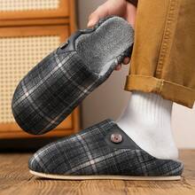 Sandal Rumah Gaya Inggris Musim Dingin Anti Selip Hangat untuk Dalam Ruangan, Lembut dan Nyaman, Motif Kotak-kotak Minimalis dengan Dekorasi Kancing, Lapisan Dalam Mewah, Sol Tipis, Model Slip-On, Sandal Tertutup - Dark Grey - View 3