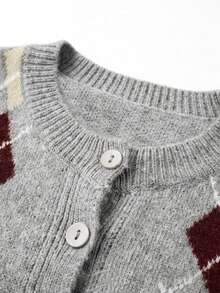 VIBEWAVE 聖誕寬鬆菱格紋提花針織開襟衫與迷你裙套裝，歐美學院復古風菱格紋兩件套，柔軟針織套裝，適合秋冬城市街頭、約會、通勤 - 灰色 - 查看 7