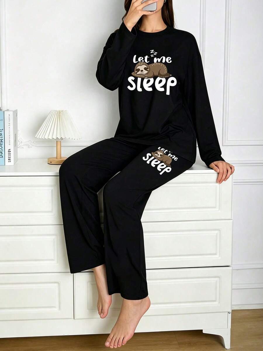 طقم ملابس منزلية نسائي من قطعتين بطبعة الكسلان "Let Me Sleep"، ملابس علوية بأكمام طويلة وبنطال، طقم بيجامة ناعم - الأسود - مشاهدة 1
