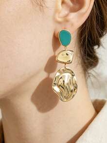 1 Pasang Anting Logam Asimetris Warna Kontras Vintage Mewah, Perhiasan Telinga Permukaan Melengkung Bergelombang Kelas Atas - Emas - View 3