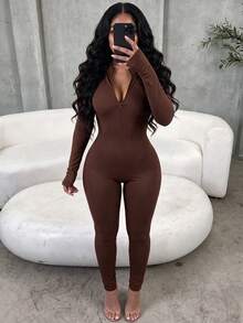 Jumpsuit Lengan Panjang Bergaris GLAMSKIN Wanita Musim Gugur/Dingin, Setelan Satu Potong Slim Fit dengan Resleting Setengah dan Leher V Dalam, Jumpsuit Gaya Jalanan Kasual Elastisitas Tinggi - Coklat - View 11