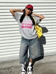 Nouveau T-shirt décontracté et mignon pour femmes, coupe ample, col rond, manches courtes, motif imprimé, mode pour le quotidien et les vacances. Nouveau T-shirt d'été pour femmes, imprimé de bénédiction, décontracté pour l'été. - Gris - Voir 1