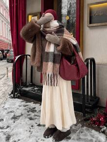 Women's Large Plaid Scarf, Thick Faux Cashmere Fabric, Plaid Print, Suitable For Commuting, Outings And Daily Wear, Winter Warm Accessory, Perfect Gift For Holidays - Wine Red & Milk Coffee Plaid - View 2