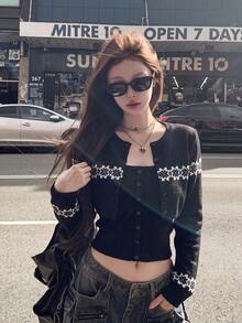 Korean Style Autumn/Winter New Fair Isle Snowflake Short Knit Cardigan + Slim Fit Camisole Tank Top Women 2 Pieces Set - Black - View 1
