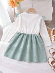 Baby Girls' 2 Pieces Style Corduroy Dress With Floral Embroidery, Ruffle Hem, Long Sleeves, Mori Style, Casual Daily Wear, Spring/Autumn - Green - View 2