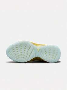 Nike Sepatu Basket Pria GIANNIS FREAK 8 SE EP Low-Top IO3141-700 - Emas - View 5