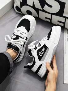 GAISIMA Men's New Versatile Niche Original Casual Skate Shoes Thick Sole Anti-Slip Sports Sneakers Fashion Graffiti Pattern Random Design - Black - View 3