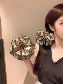 1pc Ditsy Floral Casual Polyester Retro Floral Scrunchie Hair Tie For Women, Elegant Hair Accessory For Bun, Low Ponytail, Versatile Hair Rope - Multicolor - View 2
