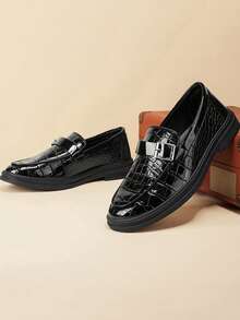 GAISIMA Sepatu Loafer Pria Hitam, Dekorasi Gesper Logam, Sepatu Slip-On untuk Bisnis, Cocok untuk Pemakaian Sehari-hari, Pesta, dan Pakaian Musim Gugur/Dingin - Hitam - View 4