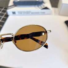 1 Pair Fashionable Small Frame Glasses Vintage Street Style For Women, Suitable For Autumn/Winter Outings, Travel, Beach, Music Festivals And Daily Wear - Gold - View 5