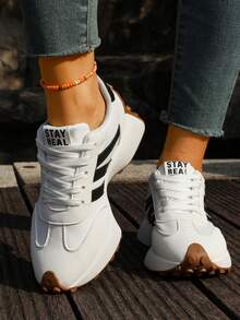 Sepatu Sneakers Bertali Platform Retro Blok Warna dengan Garis Samping Kontras - Krem - View 6