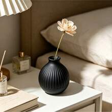 3D Printed Striped Round Vase, Unique Vertical Ribbed Design, Practical Minimalist Desktop Vase Decor, Holiday Gift Choice, Creative Flower Pot Decorative Vase, Designed For Home Decor Enthusiasts, Living Room Bedroom Office Desktop Home Ornament - Ribbed Vase - View 7