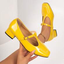 Women's Square Toe Patent Leather Mary Jane Shoes With Buckle T-Strap And Chunky Heel, Low Vamp Versatile Daily Commute Shoes - Yellow - View 2