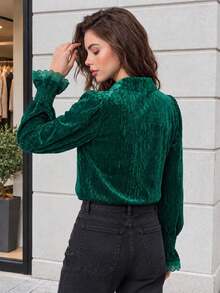 Plus Size Women's Elegant Velvet Blouse, French Vintage Lace Trim Bell Sleeve, Solid Color Front Button Lace Patchwork Long Sleeve Top, Suitable For Office - Green - View 3