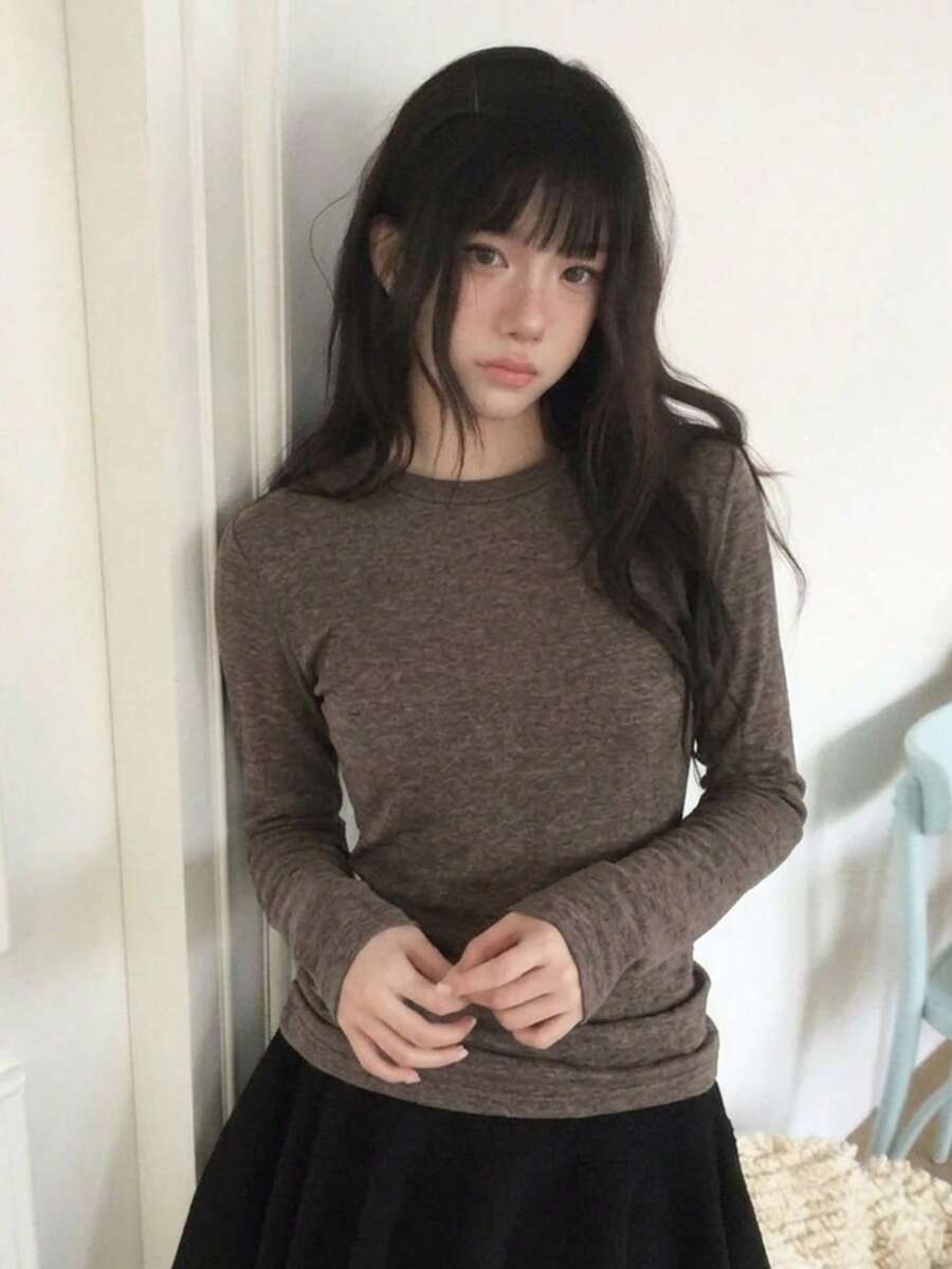 韓式慵懶修身圓領長袖女款T恤 春夏薄款收腰顯瘦休閒打底上衣 - 棕色 - 查看 1