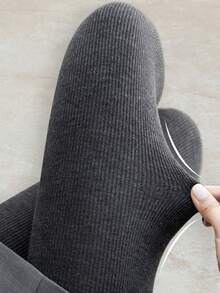 1 Pair Women's 200g Thick Knitted Rhombus Geometric Pattern High Elasticity Soft Breathable Tights, Suitable For Cold Weather, Winter Commute And Daily Wear - Light Grey - View 1